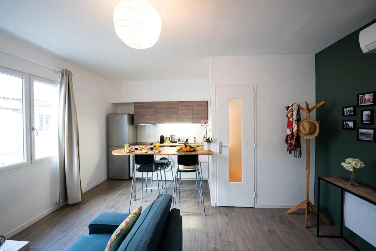 Appartement Centre Village, Clim Et Parking Gratuit Aigues-Mortes Kültér fotó
